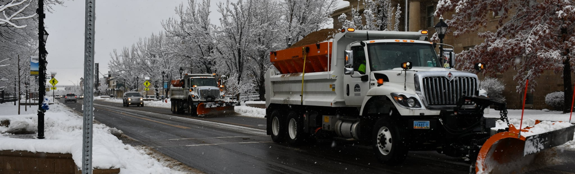 街道部门 Removing Snow